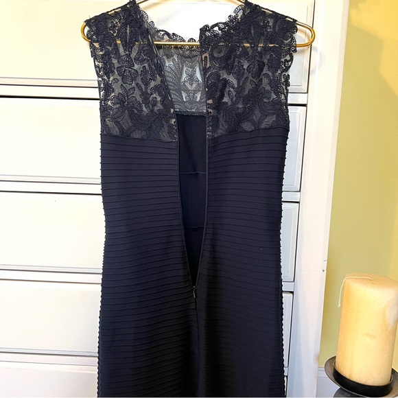 Tadashi Shoji Navy Blue Lace Dress Wedding Guest MOB Size Small NWOT Cocktail - Picture 12 of 13